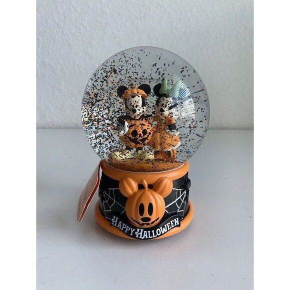 Disney Mickey and Minnie Happy Halloween Musical Snow Globe Jack-O-Lantern NEW - Picture 1 of 15